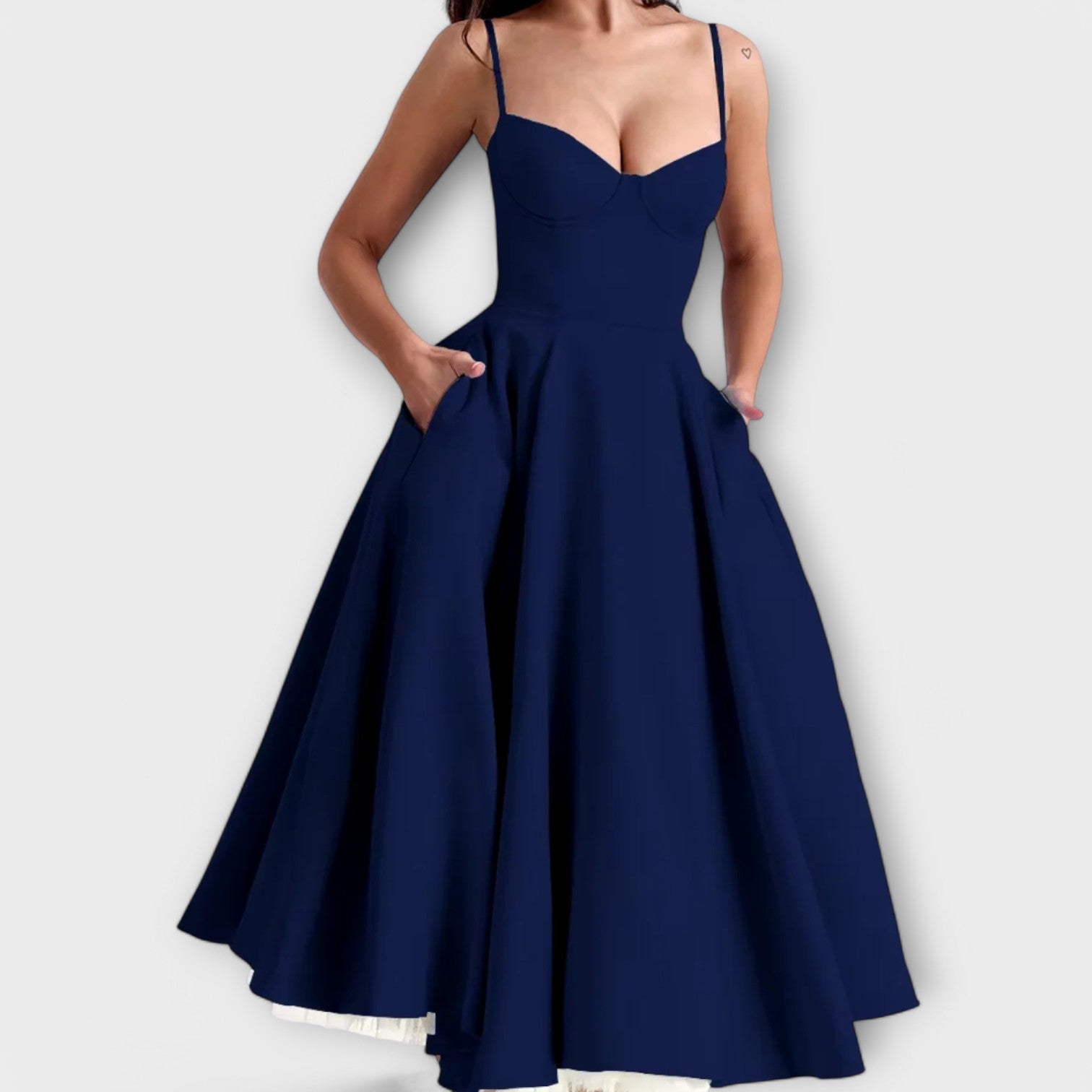 Mélie – Light summer dress with corset detail