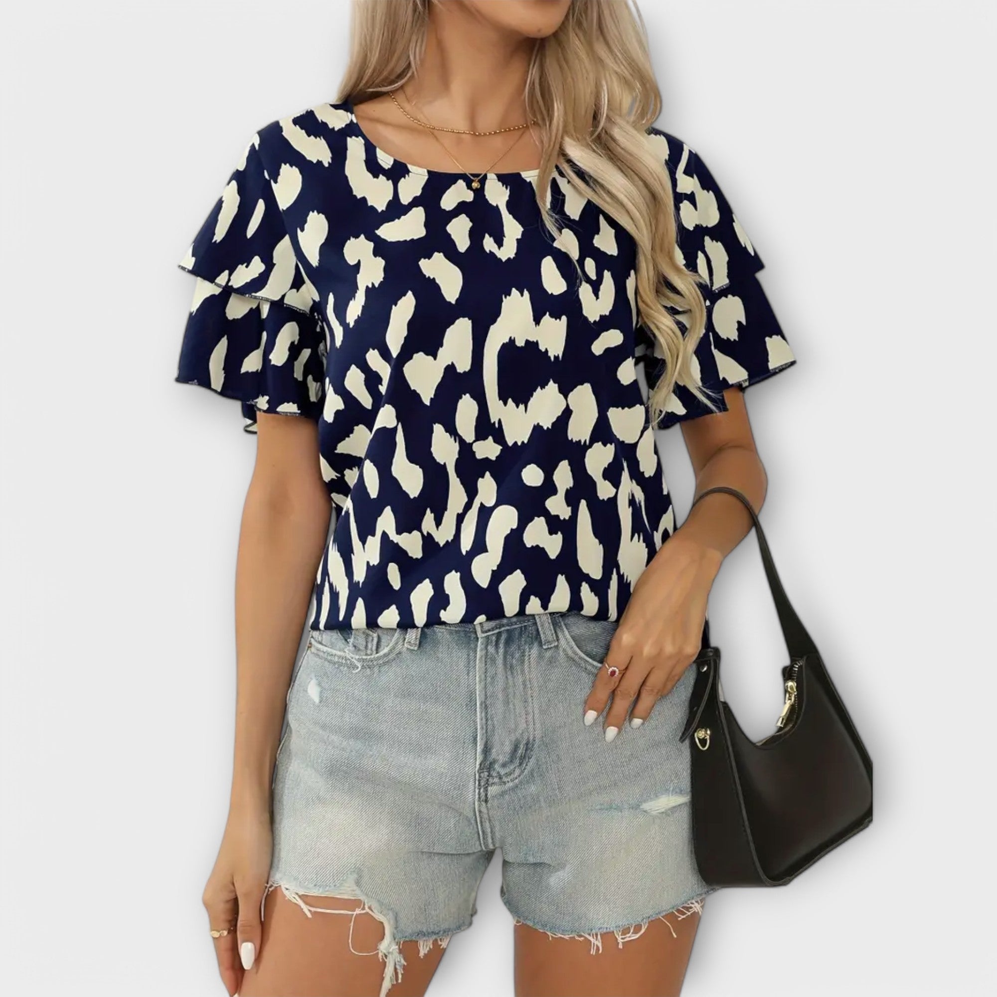 Evelyn - Casual Blouse with Round Neckline
