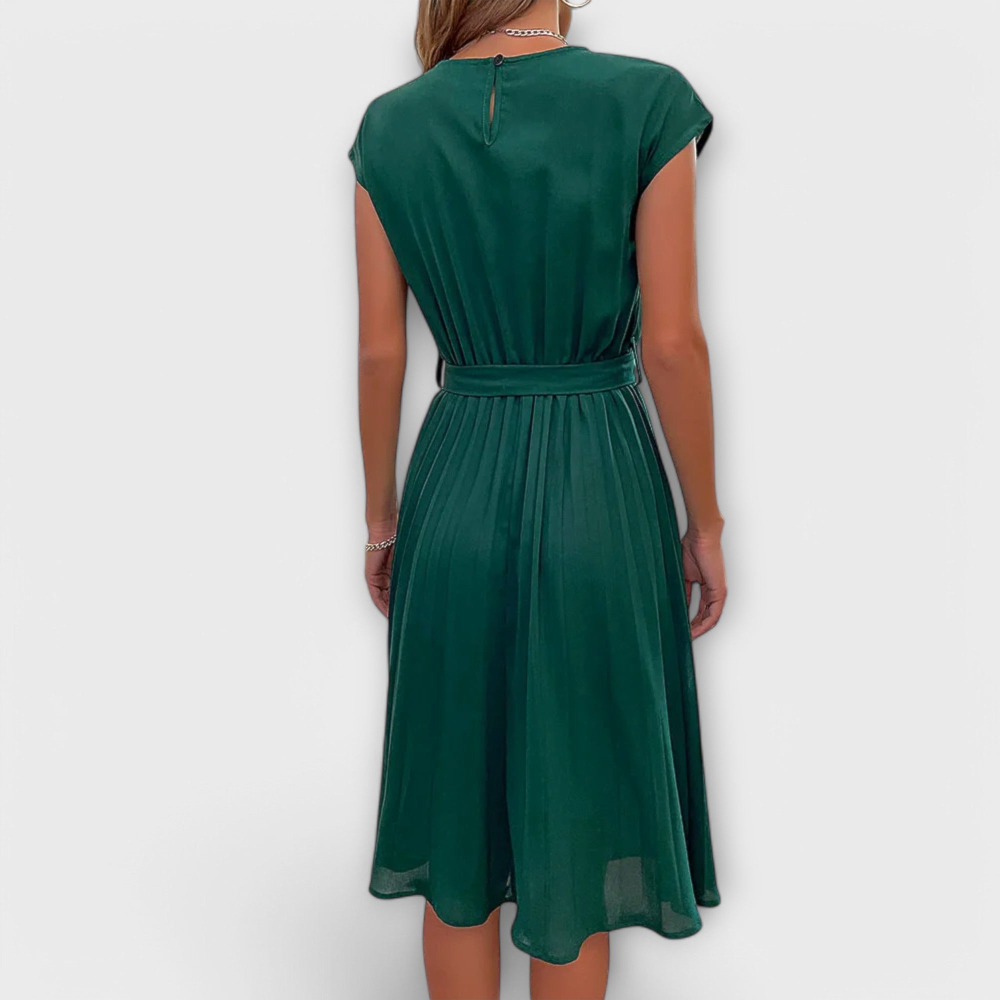 Claire - Short sleeves, pleated, casual mini dress