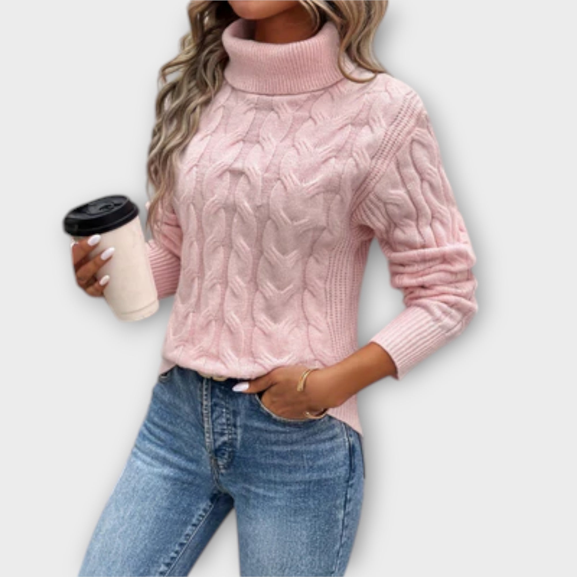 Amelia – Elegant Turtleneck Sweater in Knit
