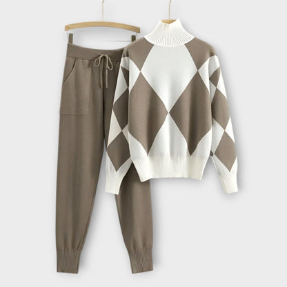Johanna Elegant 2 Piece Set