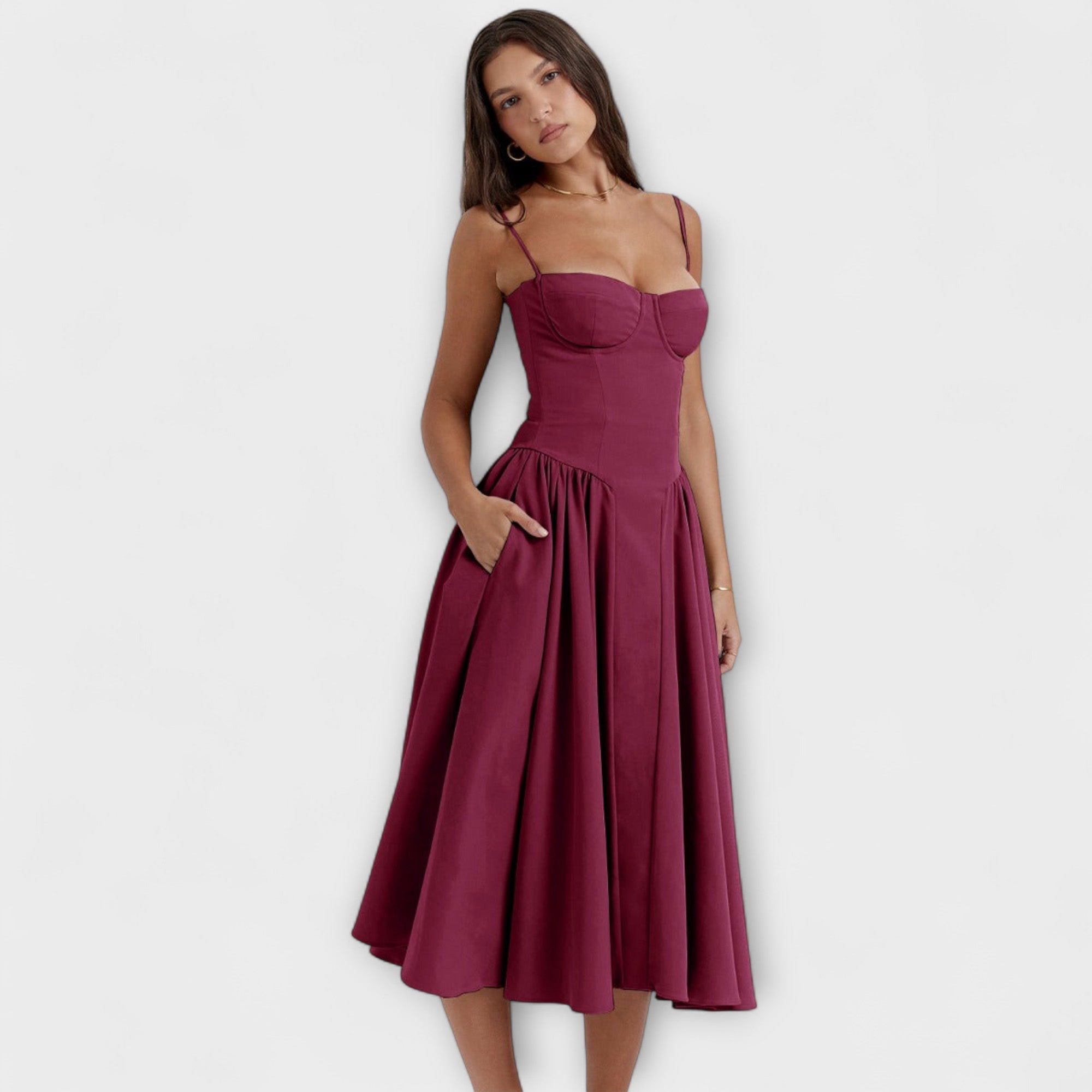 Rosalie - Sophisticated Sleeveless Lace Dress