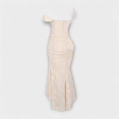 Renske - Long dress with an elegant and sophisticated bodice